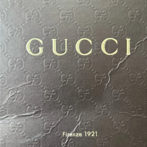 Gucci Red Patent Leather Heels - Picture 12 of 13